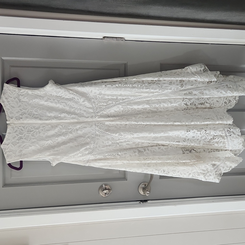 Just Taylor White Lace Hankerchief Hem Sundress Sz. 16 - Picture 5 of 10